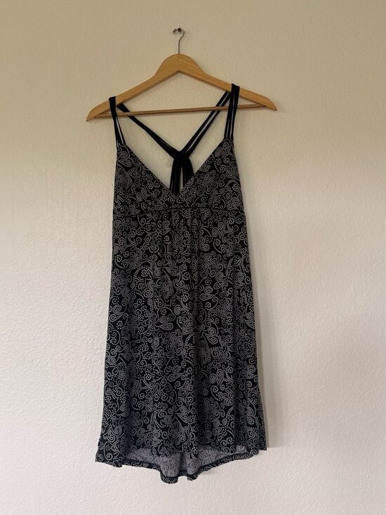 Dresses & Skirts - Black and White Summer Sundress with Strappy back